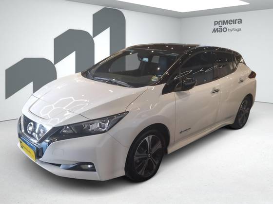 NISSAN LEAF B12P 40 ELÉTRICO NISSAN LEAF B12P 40 ELÉTRICO